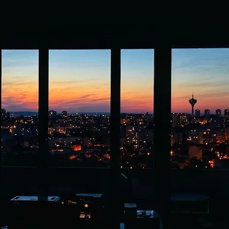 Duplex Rooftop Vue Tour Eiffel Apartment *